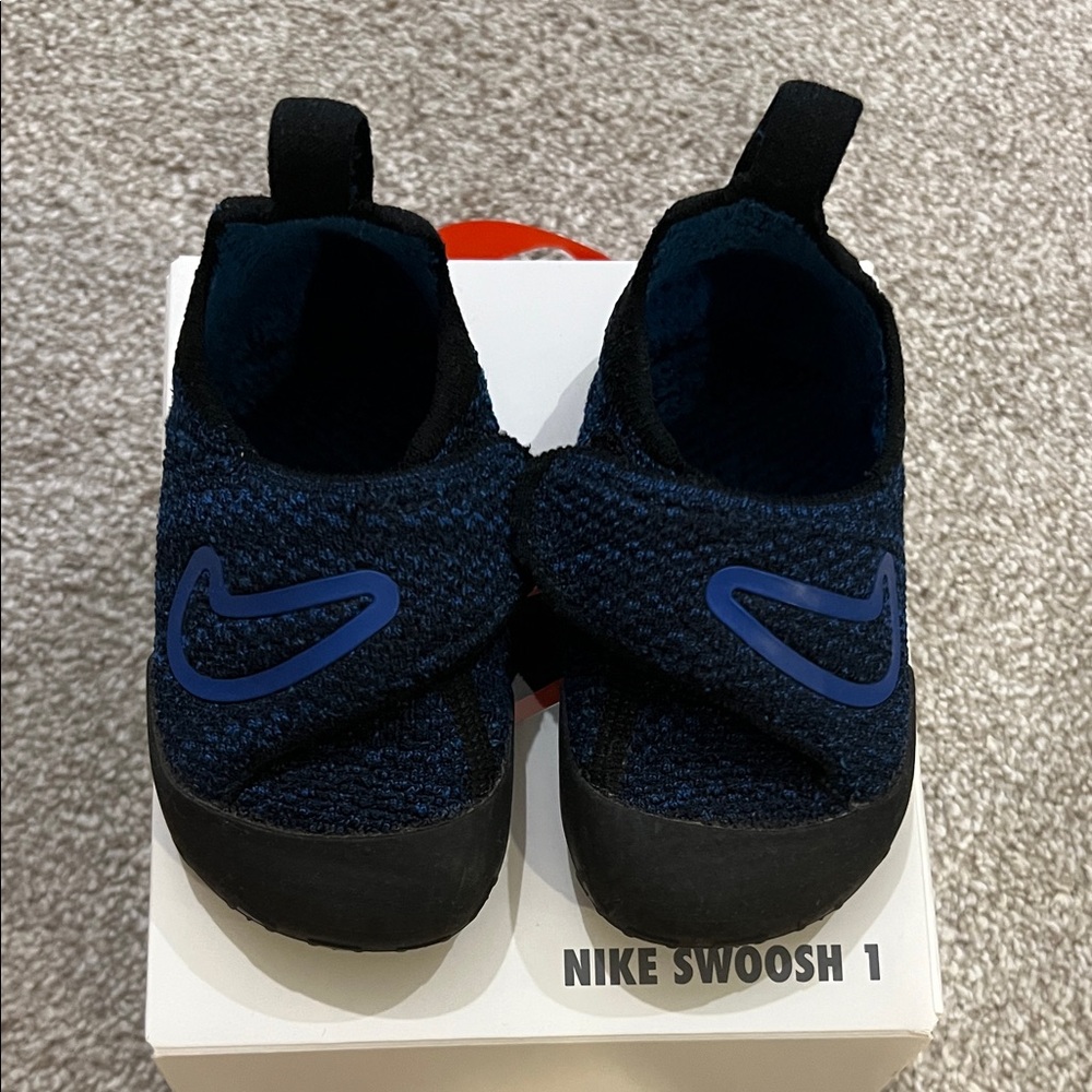 Nike Kids Black and Blue Sneakers